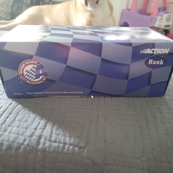 1999 Jeff Gordon Dupont/Superman ChromaLusion diecast bank, in box - Picture 7 of 16